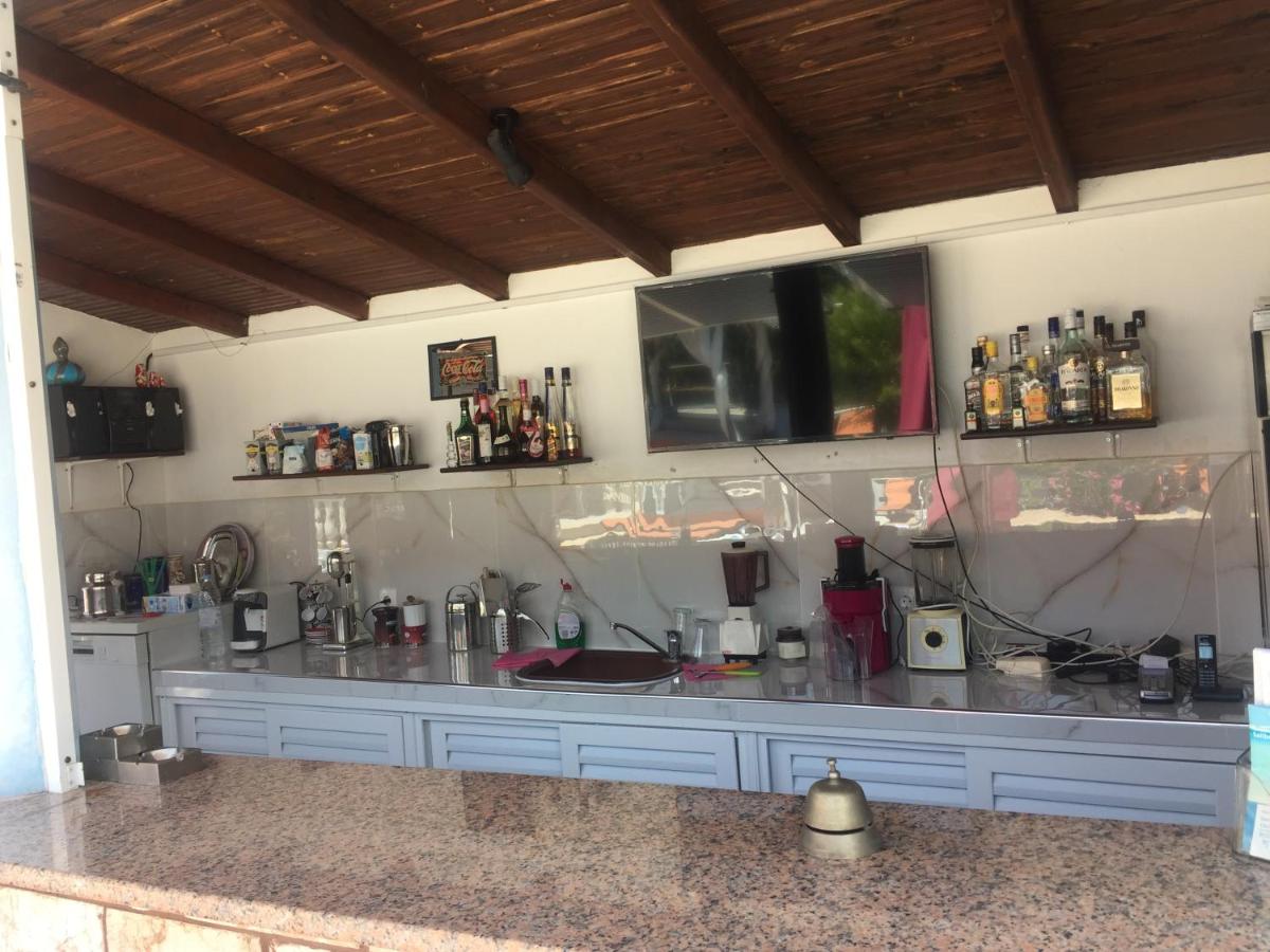 Villa Askamnia and Suites - Housity