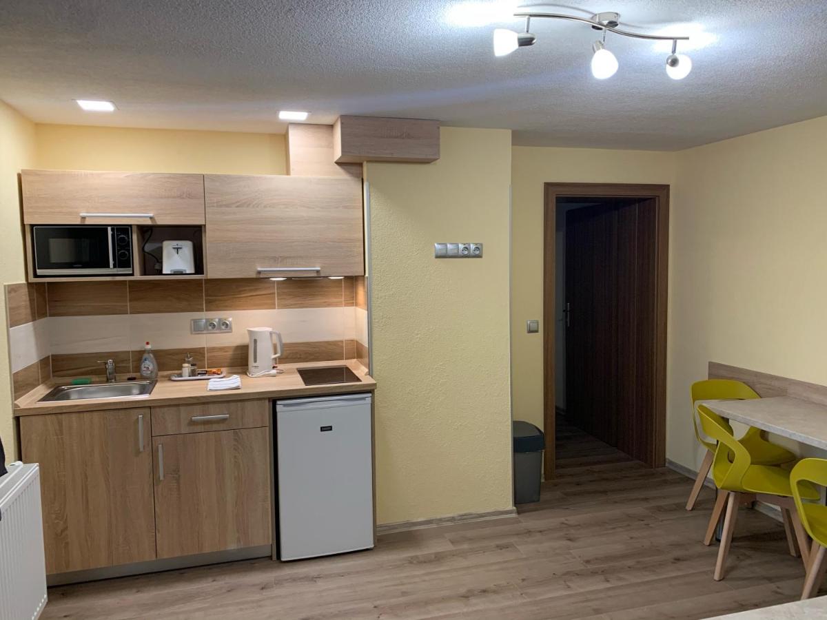 Apartmány Hujer 2 - Housity