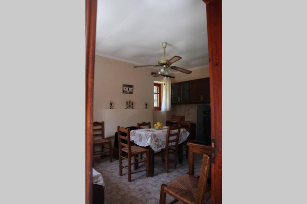 Suitetrails - House of Monachogios, Agios Fokas, Monemvassia