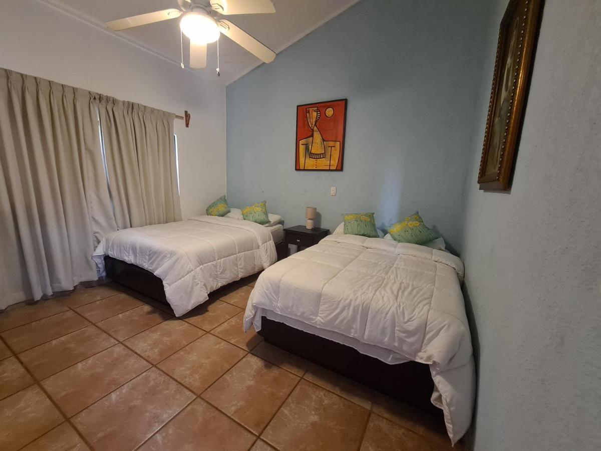 Casa del Arte, a luxury beachfront villa with private pool - Hizvo