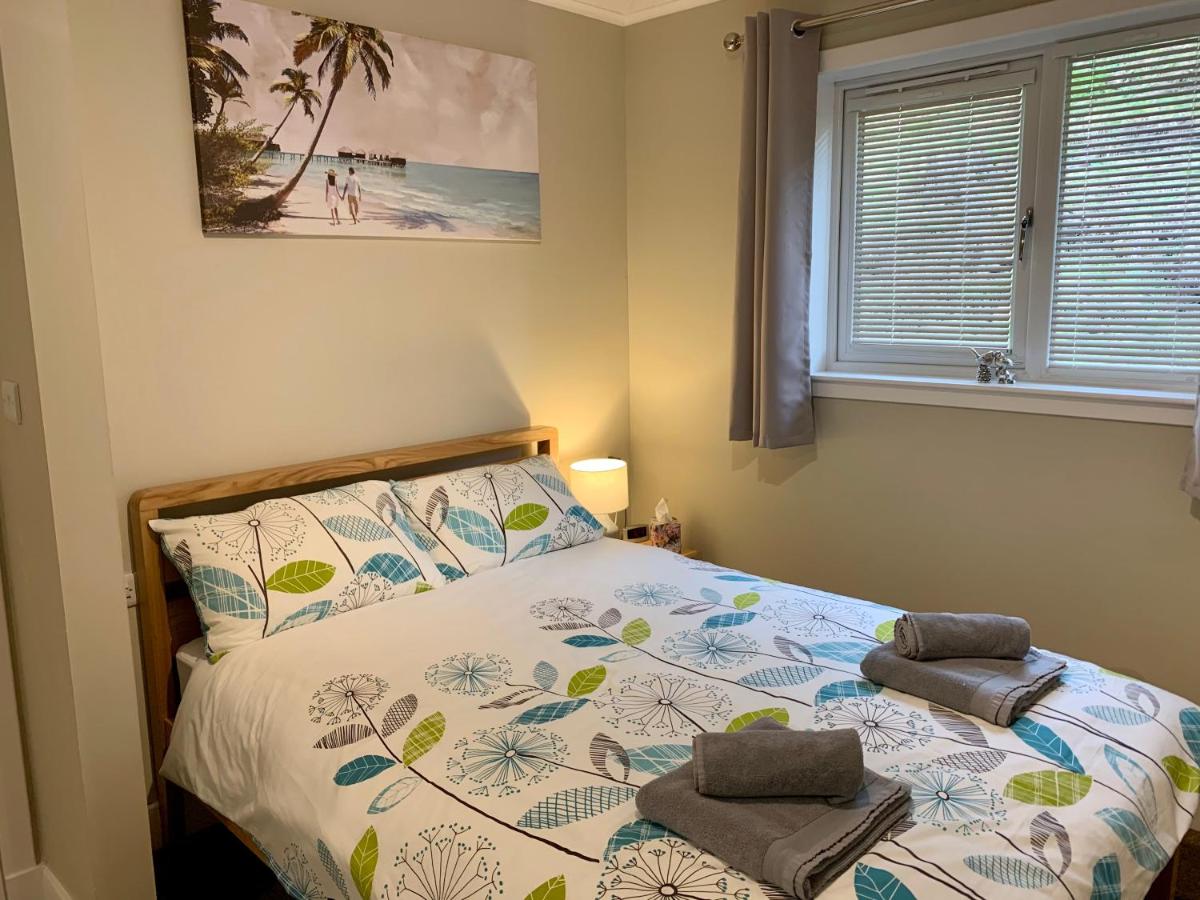 L'Automne 2 Bedroom Lodge - Housity