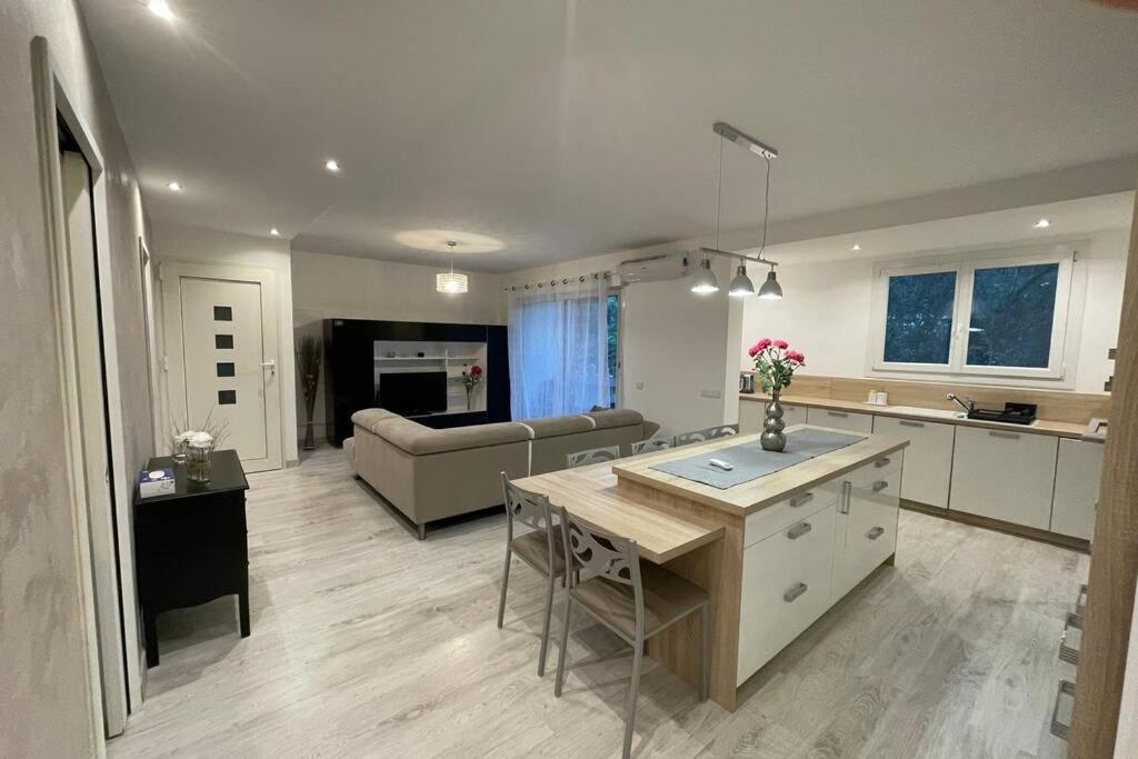 Joli 3 pièces à proximité des plages à Cagnes /mer - Housity