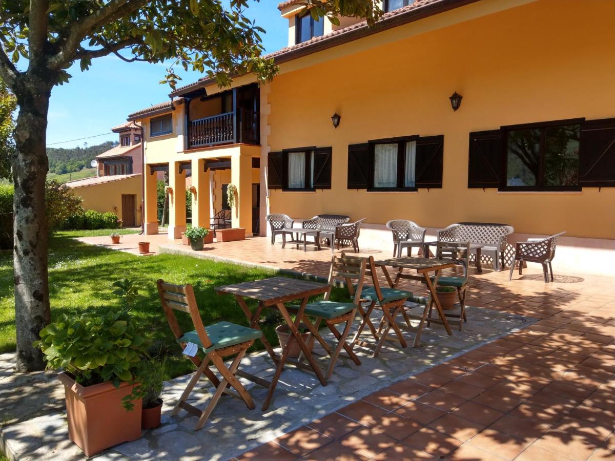 Hotel Rural El Otero - Housity