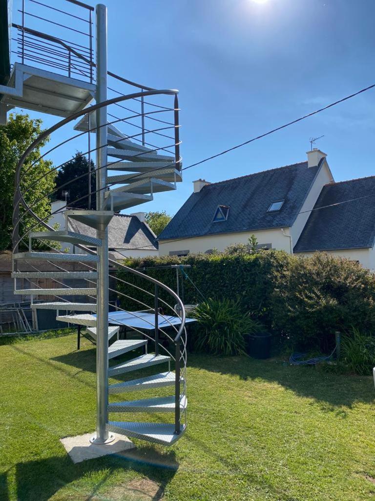 Nid de Pie - Housity