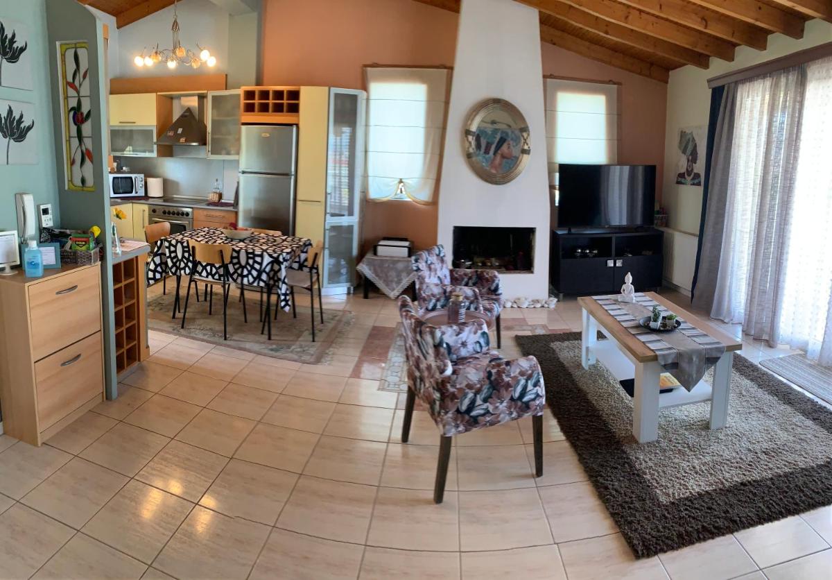 Aquarella Apartment - Housity