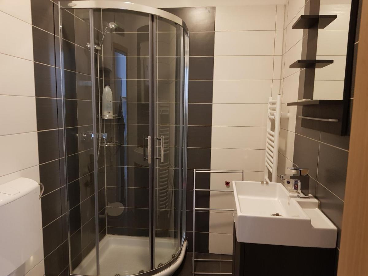 House Ternovec - Housity