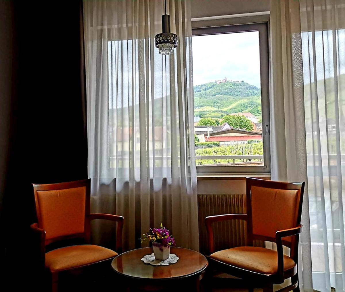 Vue générale sur la montagne ou vue sur la montagne depuis l'hôtel