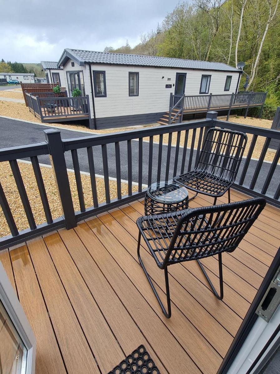 The Ceredigion - Plot 26, Woodlands Lodge Retreat, New Quay, West Wales - Housity