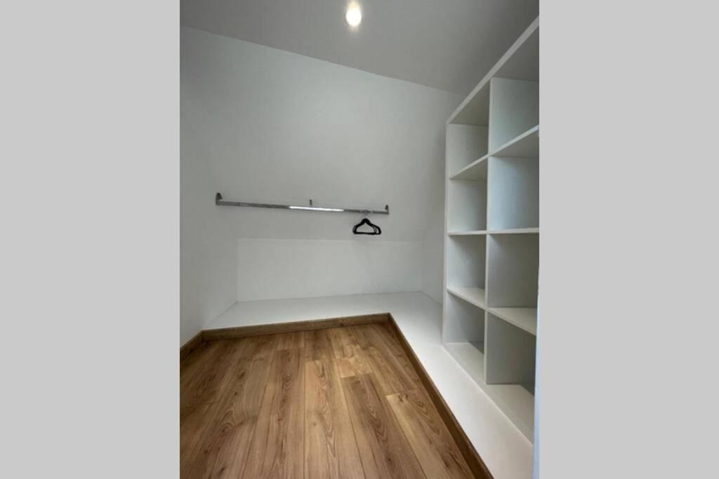 Centre-ville : Maison de charme - Secteur calme - Housity