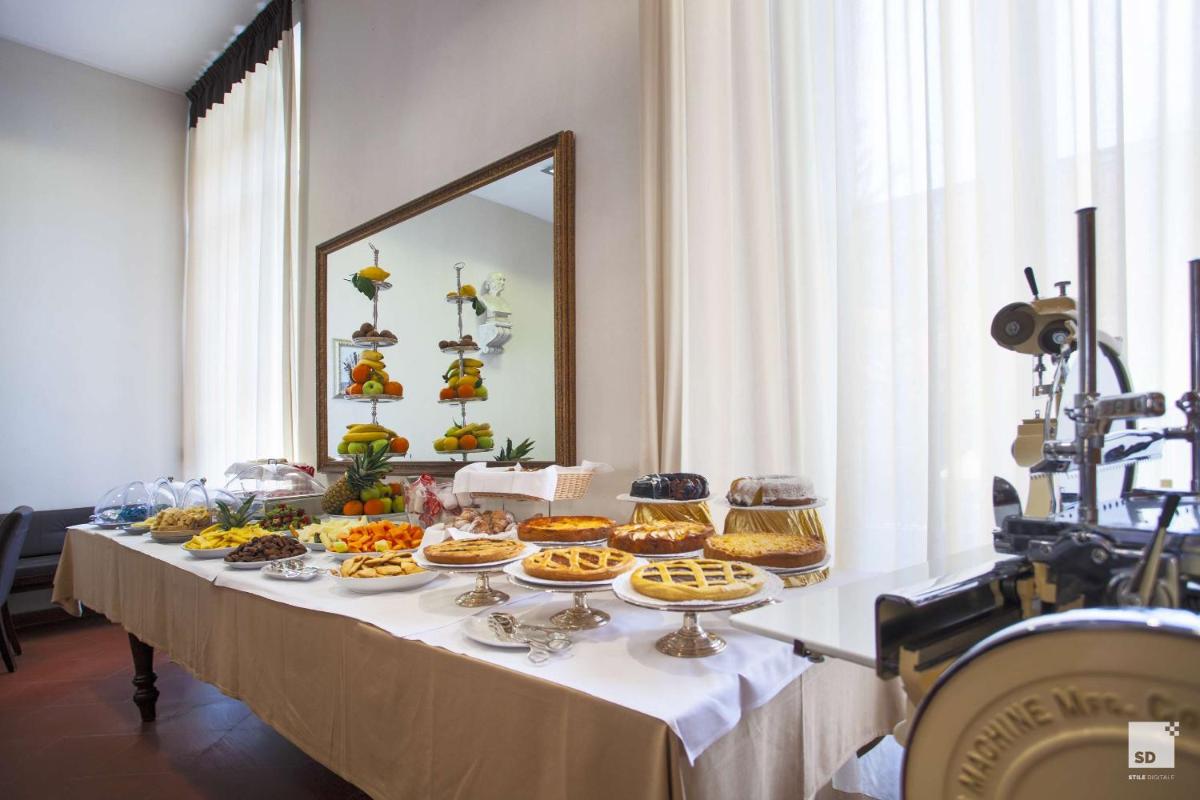 Appartamenti Resort Roma 6.3 e Resort I Banchieri - Housity