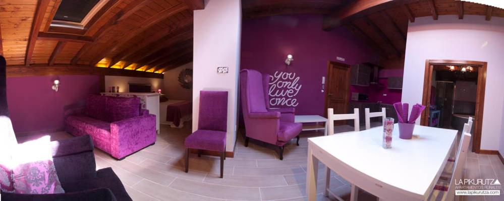 Apartamentos Rurales La Pikurutza - Housity
