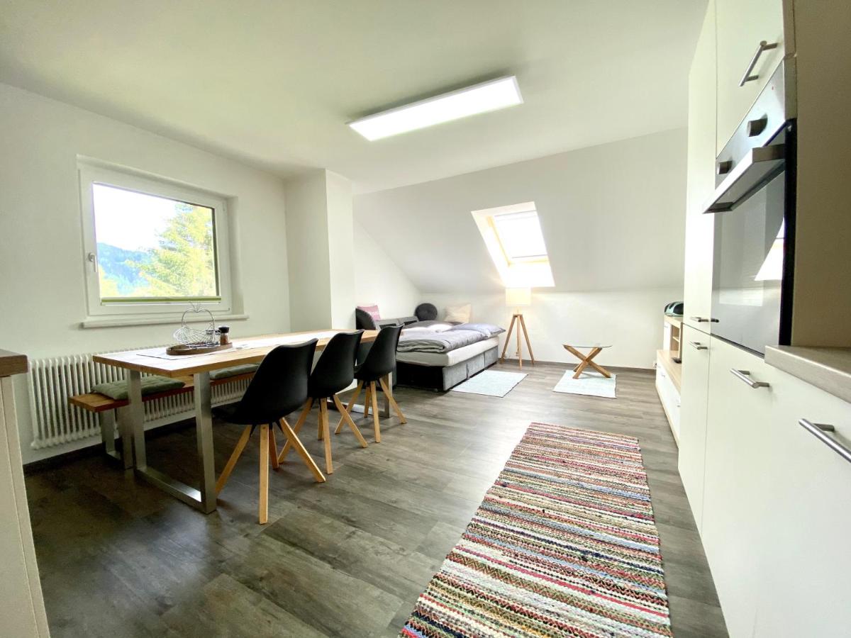 Bei Annelie - Housity
