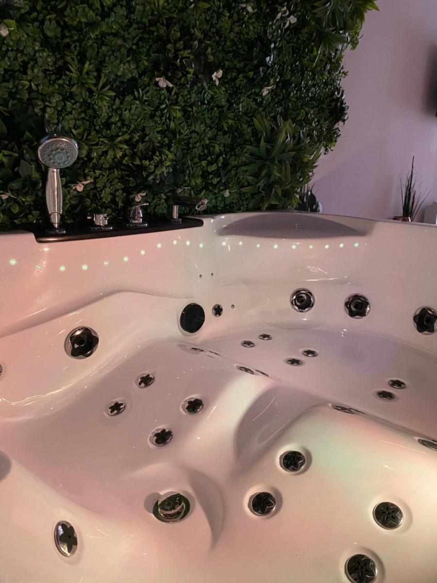 Sweet love exotique by Locations_lepuyenvelay - Housity