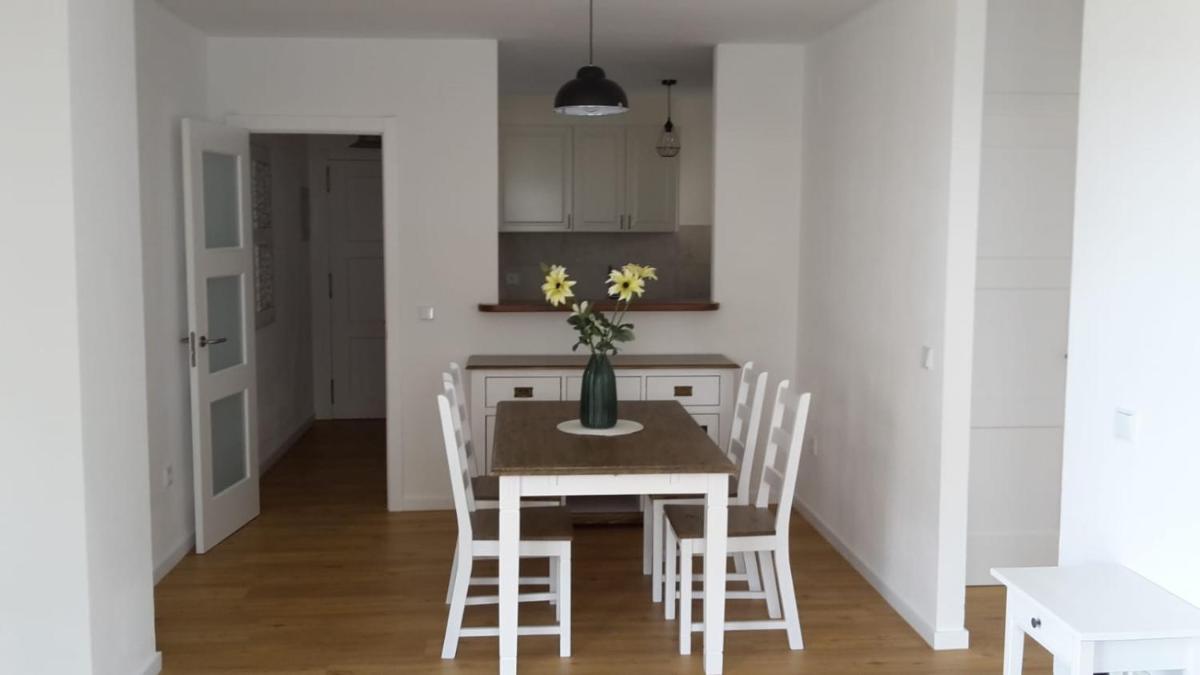DAVANT MAR - Apartamento con terraza a pie de playa - Housity