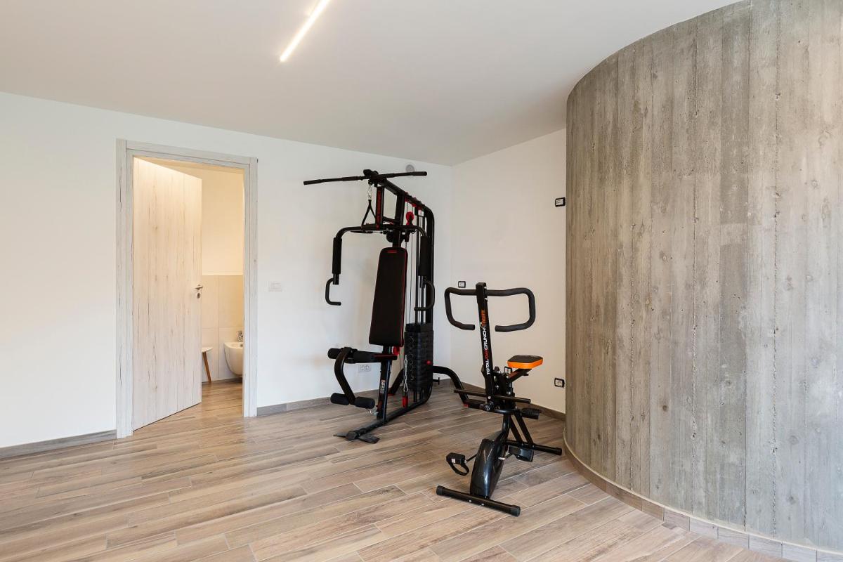 Skylake Penthouse by Impero House - Housity