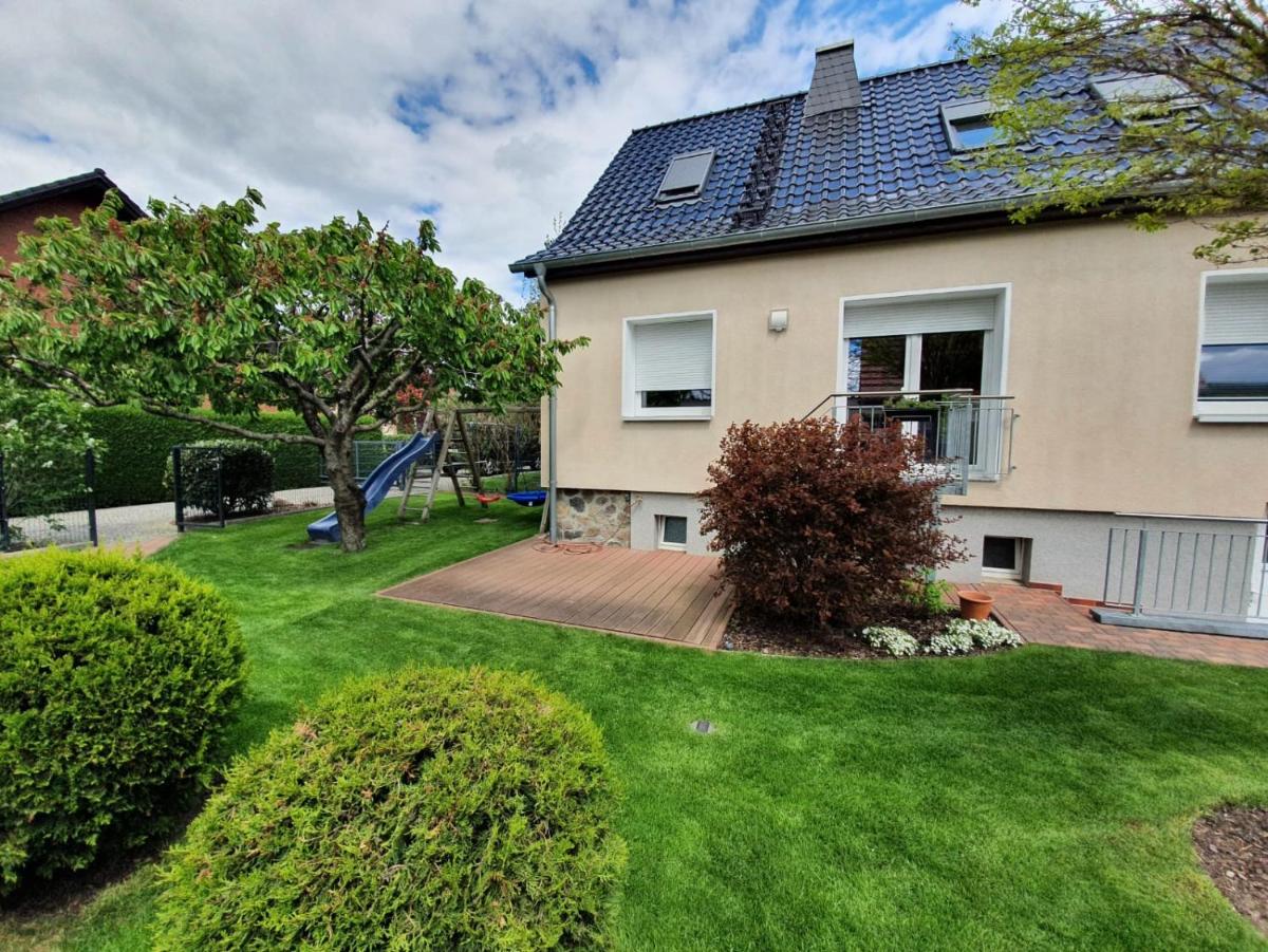 Ferienhaus in unberührter Natur mit zwei Schlafzimmern - Housity