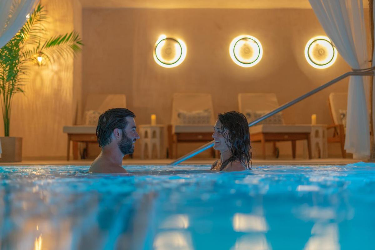 Clientes alojados en La Residencia Puerto Hotel & Spa