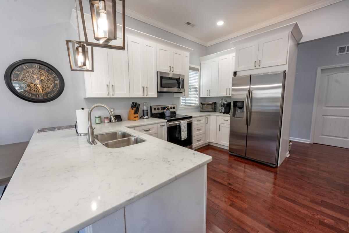 Remodeled Historic House Walkable to Everything - Housity