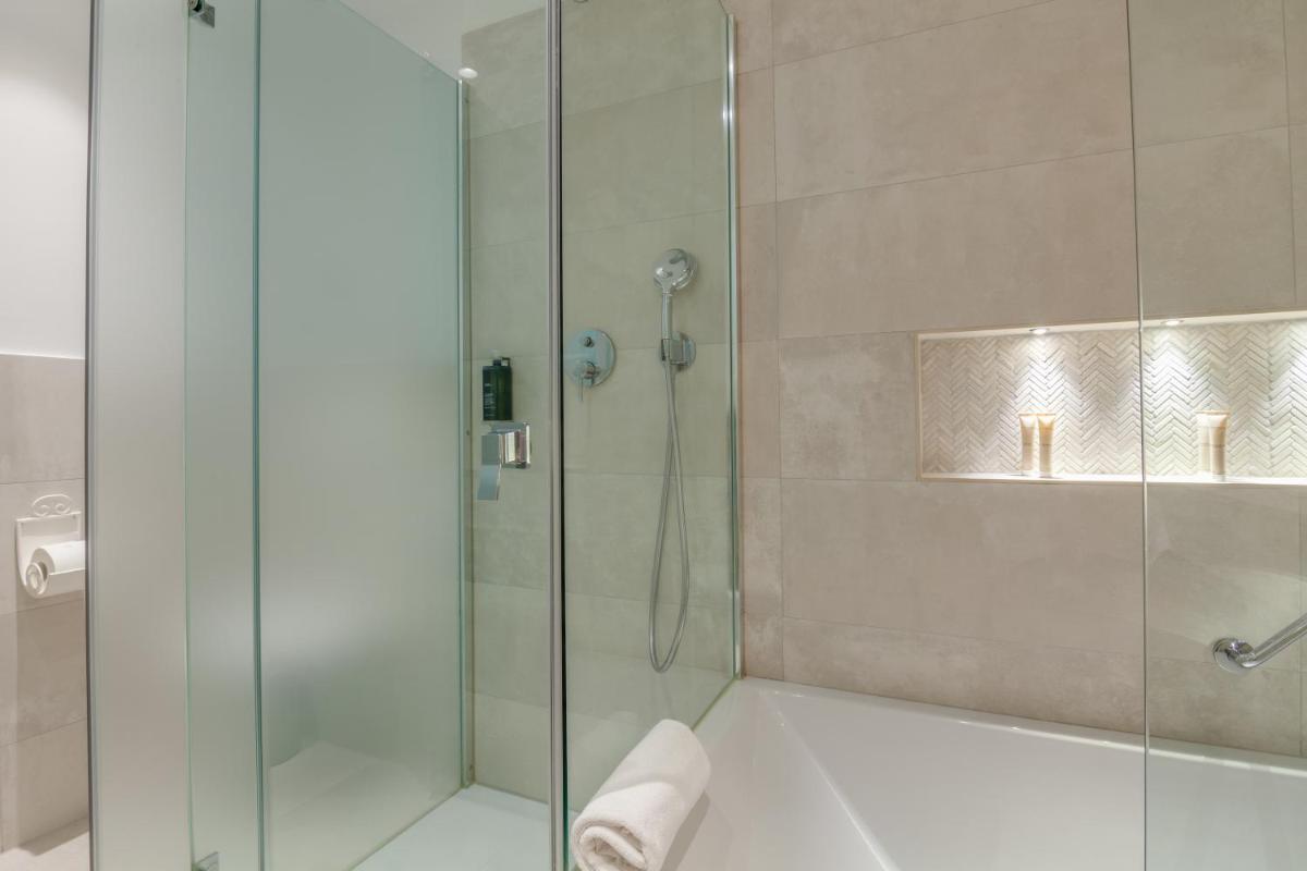 Un baño de La Residencia Puerto Hotel & Spa