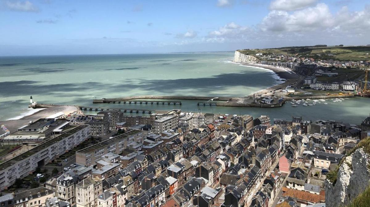 Au bord de Mers - Housity