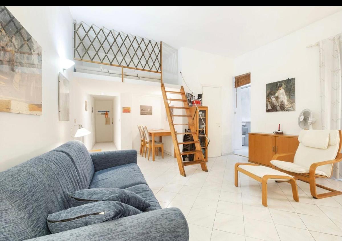 Vicino a Piazza del popolo - Housity