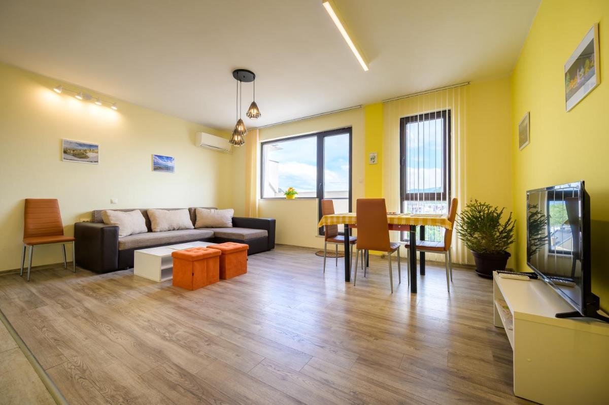 Hills View Apartment Near Central Plovdiv byPMM - Housity