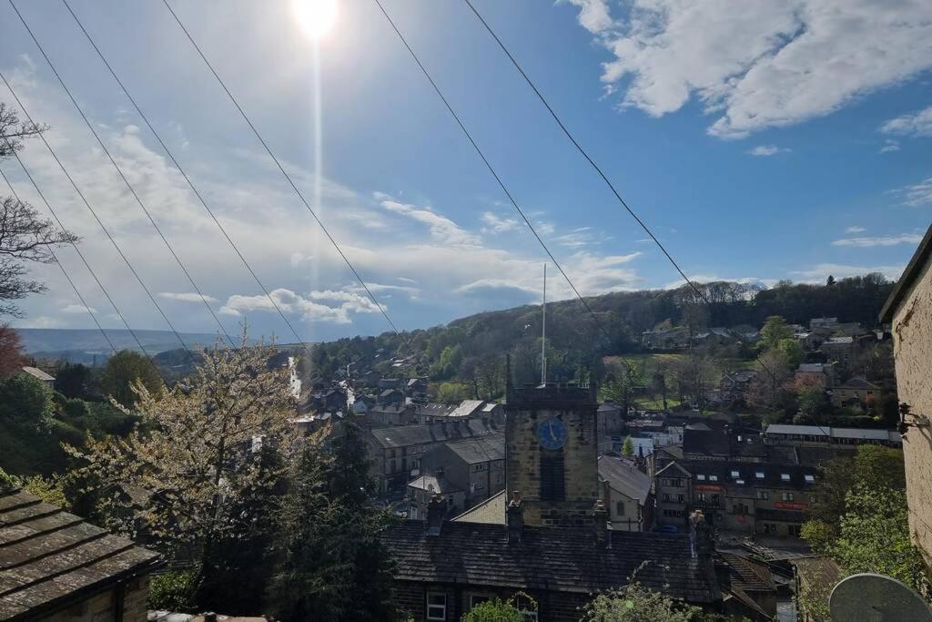Crystal Cottage - 5 min walk from Holmfirth Town Centre - Housity