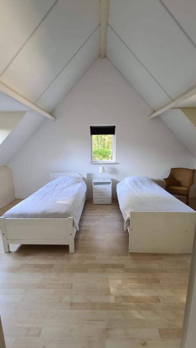 Het Roodborstje - Housity