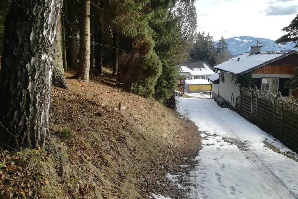 Minihaus in den Bergen/ Small mountain house - Housity