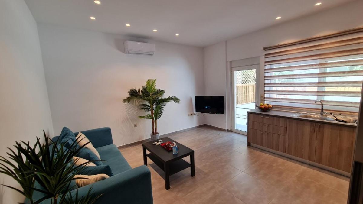 'Aegean Breeze' Lux & Cozy Apartment in Nea Makri - Hizvo
