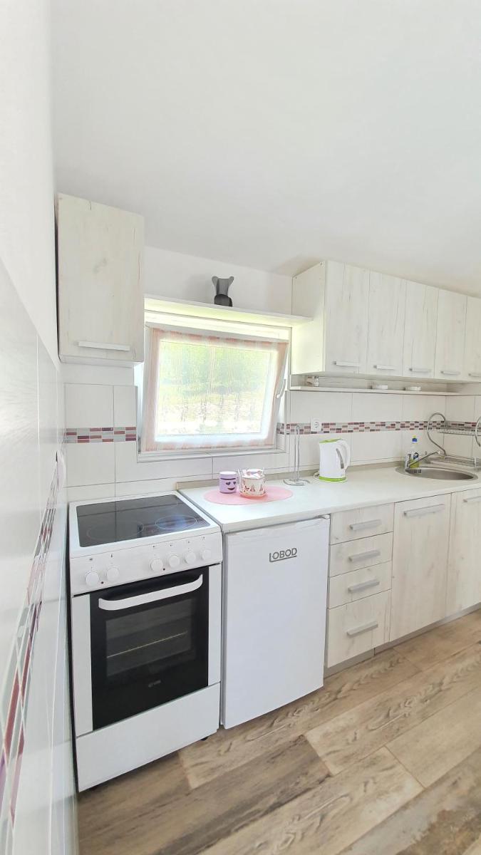 Apartment Jelena Sutvara - Housity