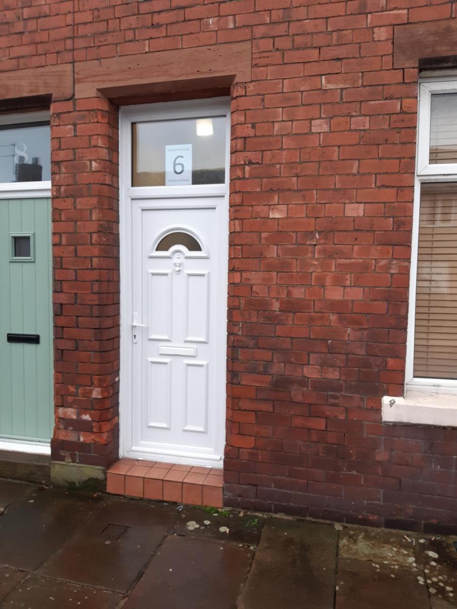 Carvetii - Quentin House - Near Hospital, max 7 ppl - Housity