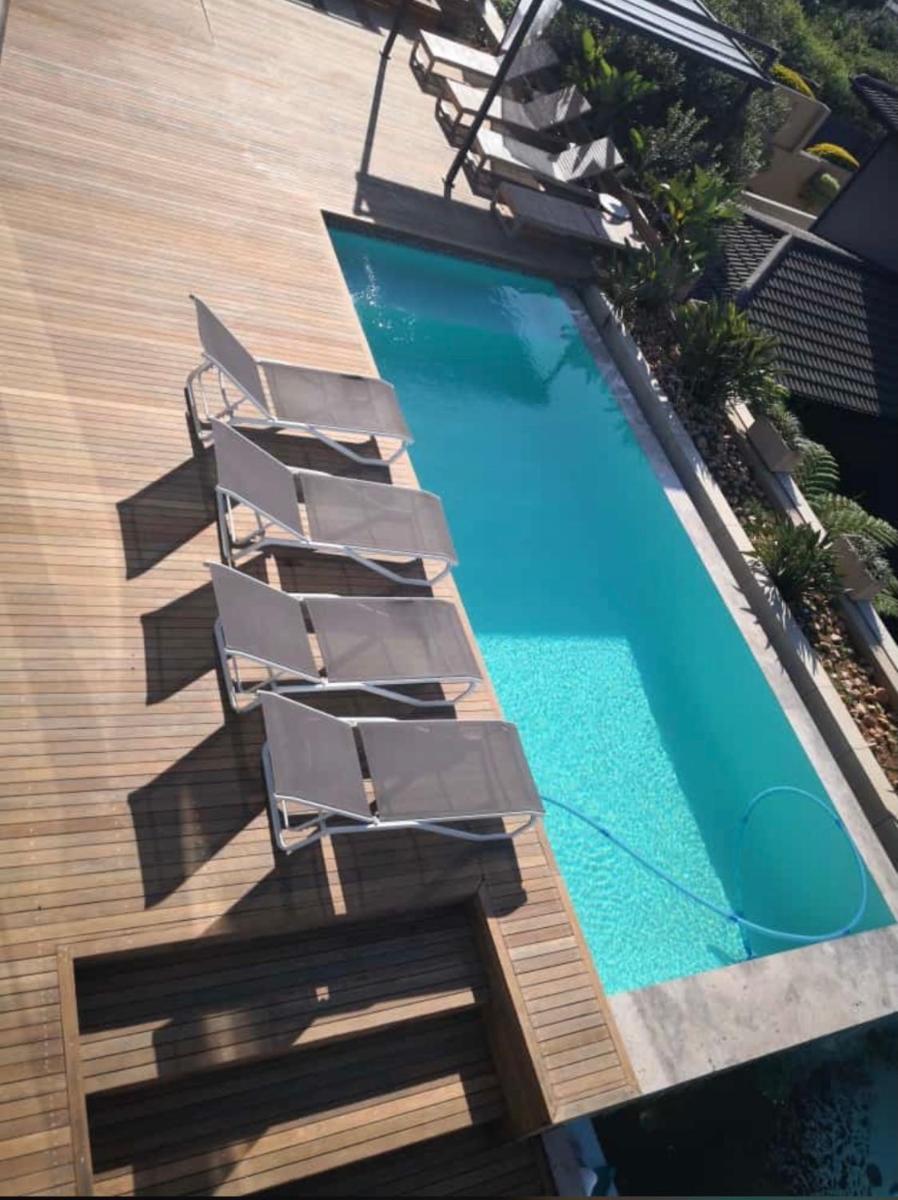 Luxe Life House - Housity
