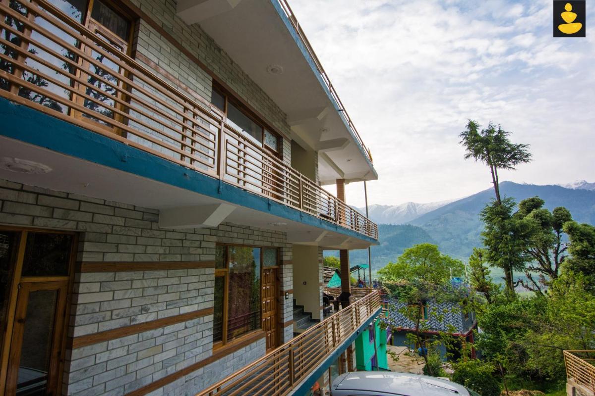 LivingStone Valley View Homestay Manali - Housity