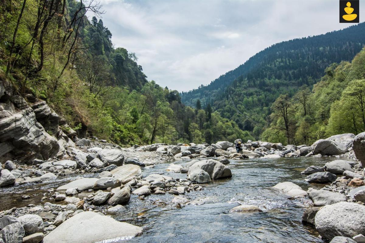 LivingStone Valley View Homestay Manali - Housity