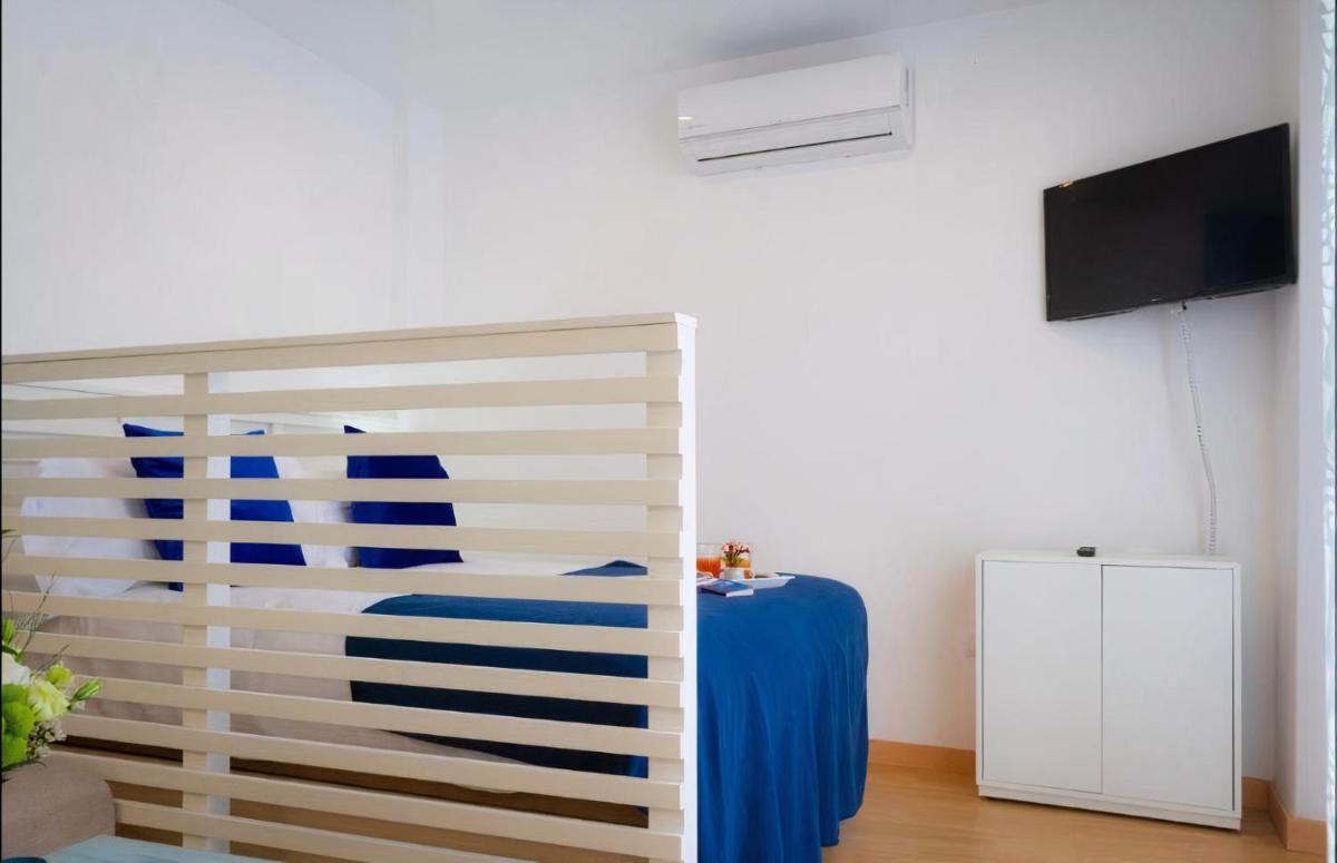Estudio junto a Plaza Merced - Housity