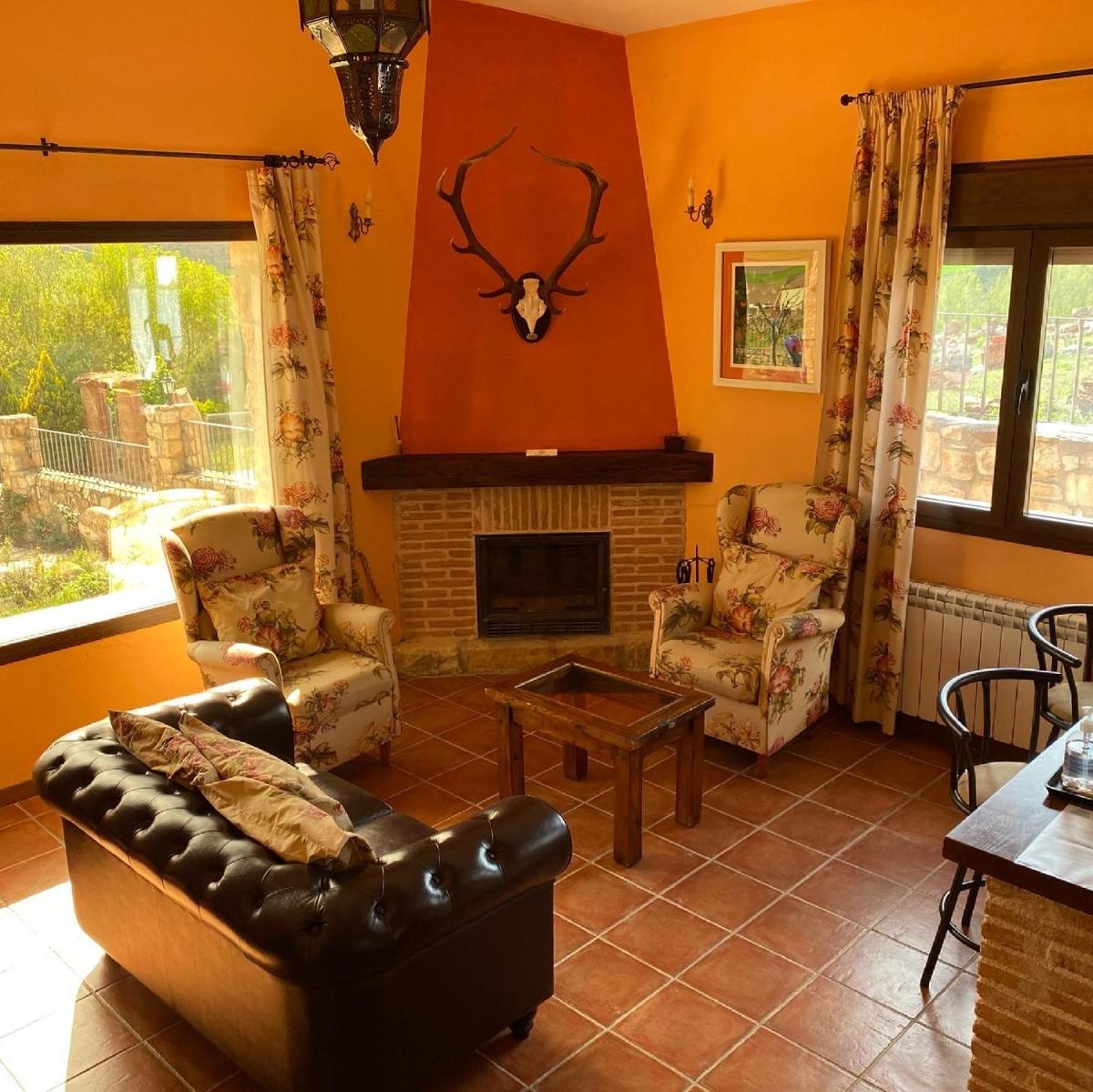 APARTAMENTOS RURALES LOS ALTOS DEL CASTEJON - Housity