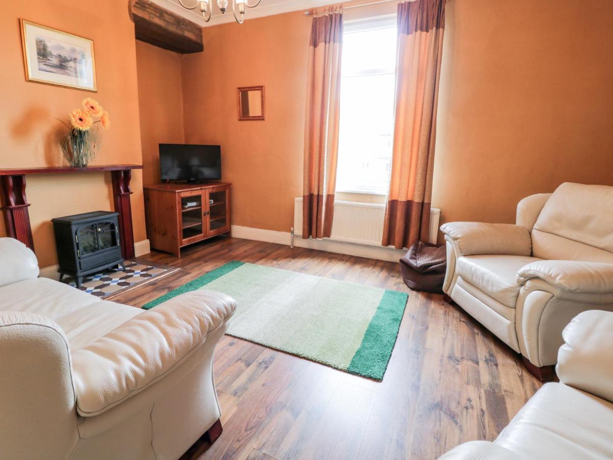 Canal View - Housity