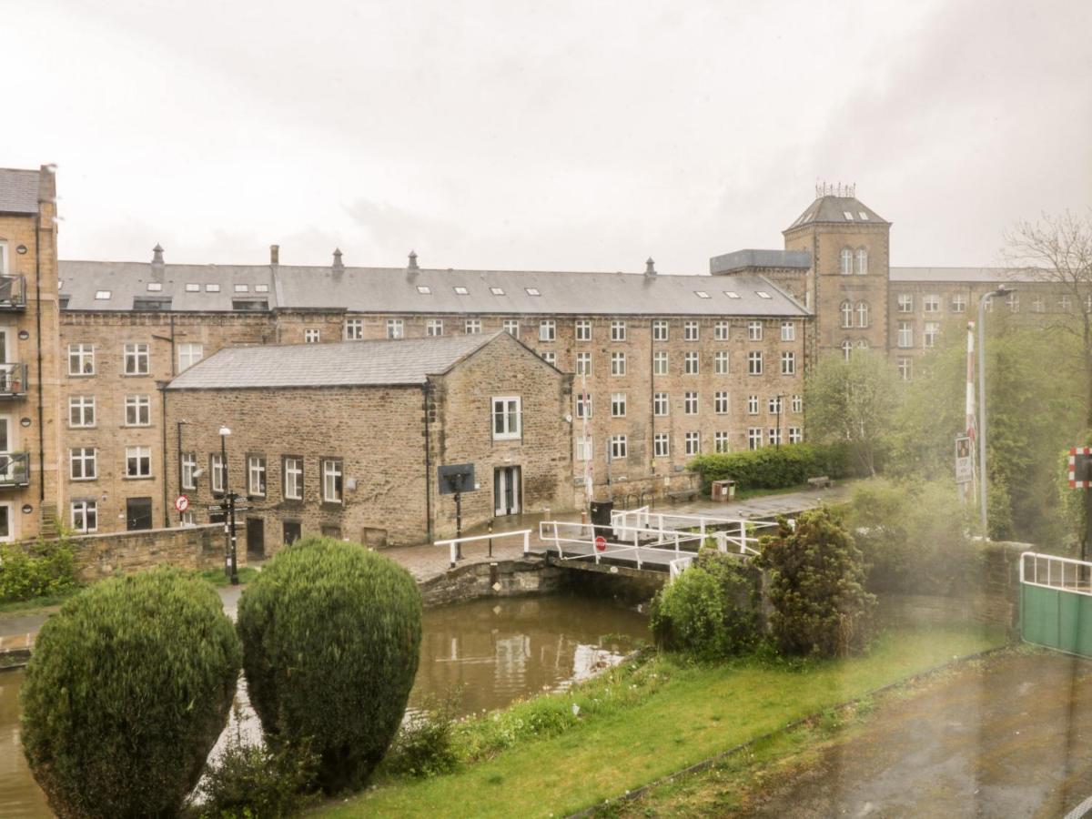 Canal View - Housity