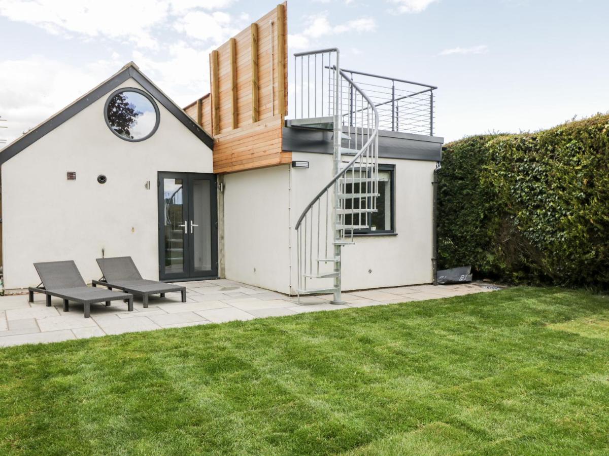 Vale Lodge - Housity