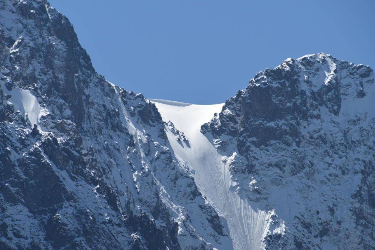 Vue générale sur la montagne ou vue sur la montagne depuis l'hôtel