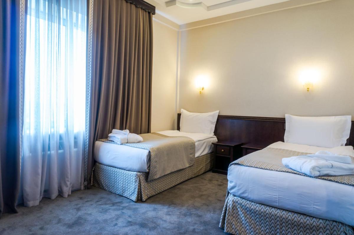 Suitetrails - Royal Palace Hotel