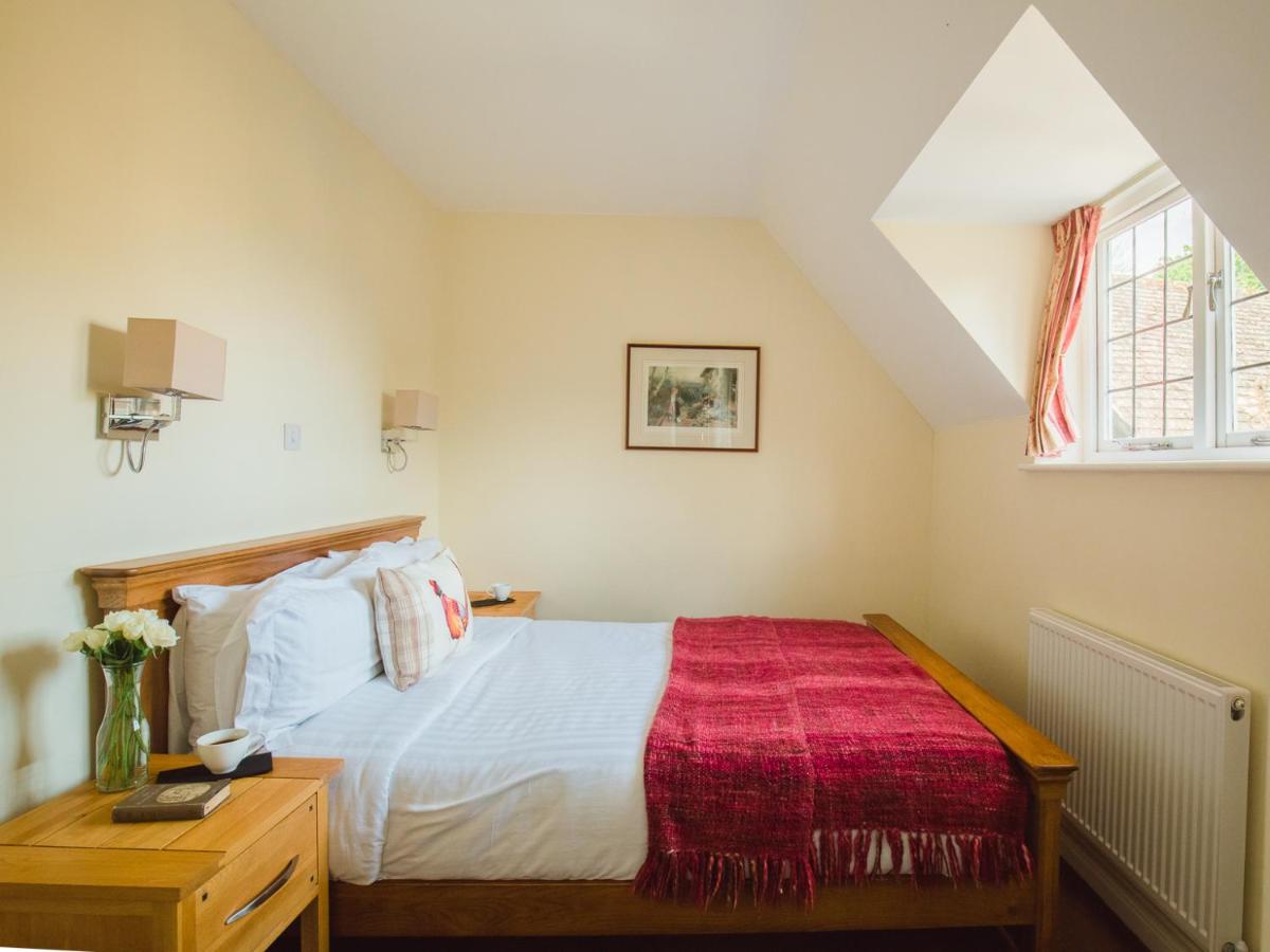 Emma Dent - Housity