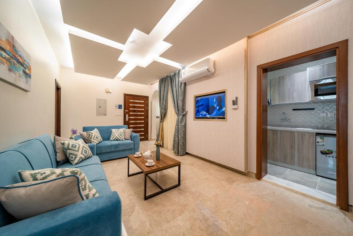 Red Sea Seasons Hotel Suites - Housity