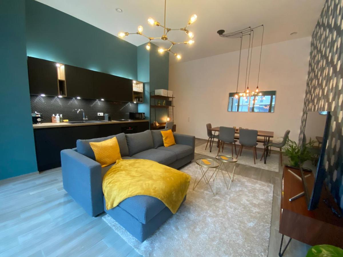 Bright and chic apartment in Lux City - Housity