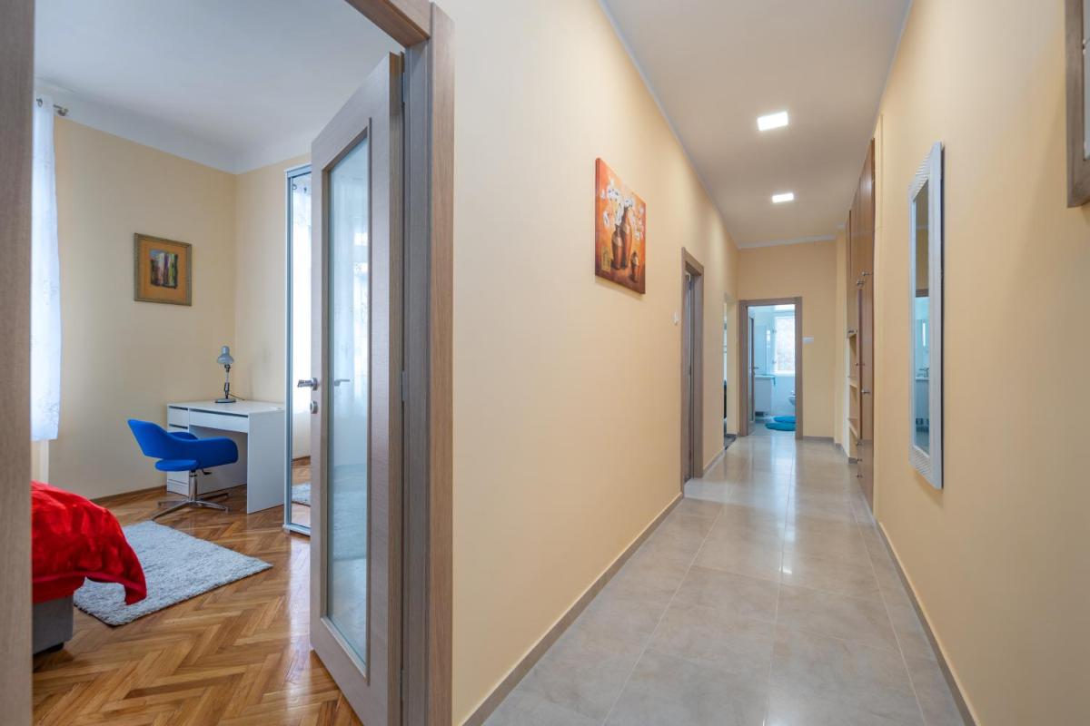 Suitetrails - Riviere Luxury Apartment