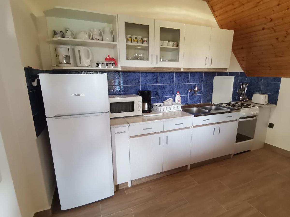 Szőlőskert Apartman - Housity
