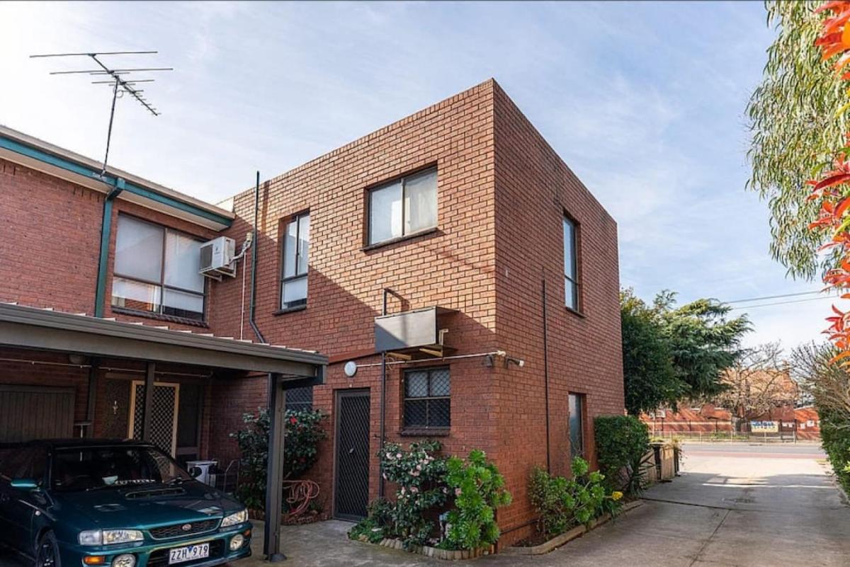 Townhouses near Chadstone by Readyset - Housity