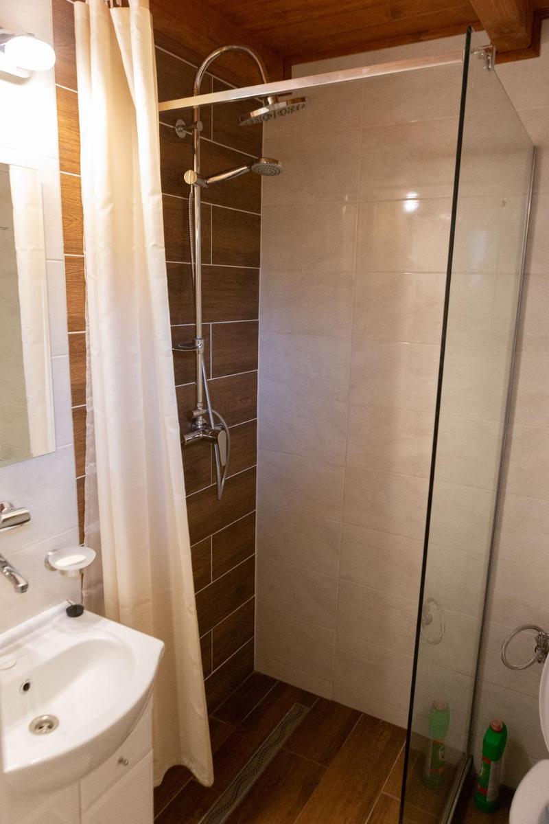 Privat Bajka 2 - Housity
