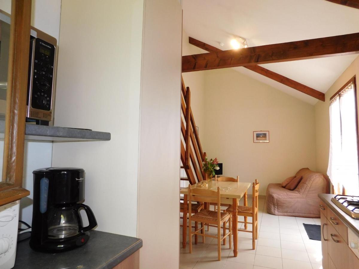 Chalet Saint-Denis-du-Maine, 3 pièces, 4 personnes - FR-1-600-88 - Housity